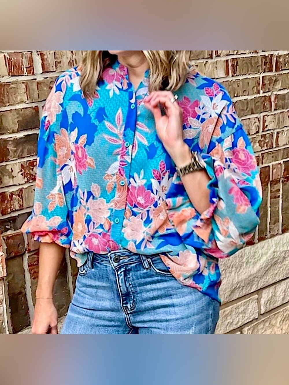 FATE WOMEN SOPHIE MULTI FLORAL PRINT 3/4 BALLOON SLEEVE BUTTON DOWN BLOUSE SMALL